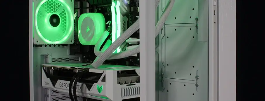 Gabinete de PC Gamer ensamblado